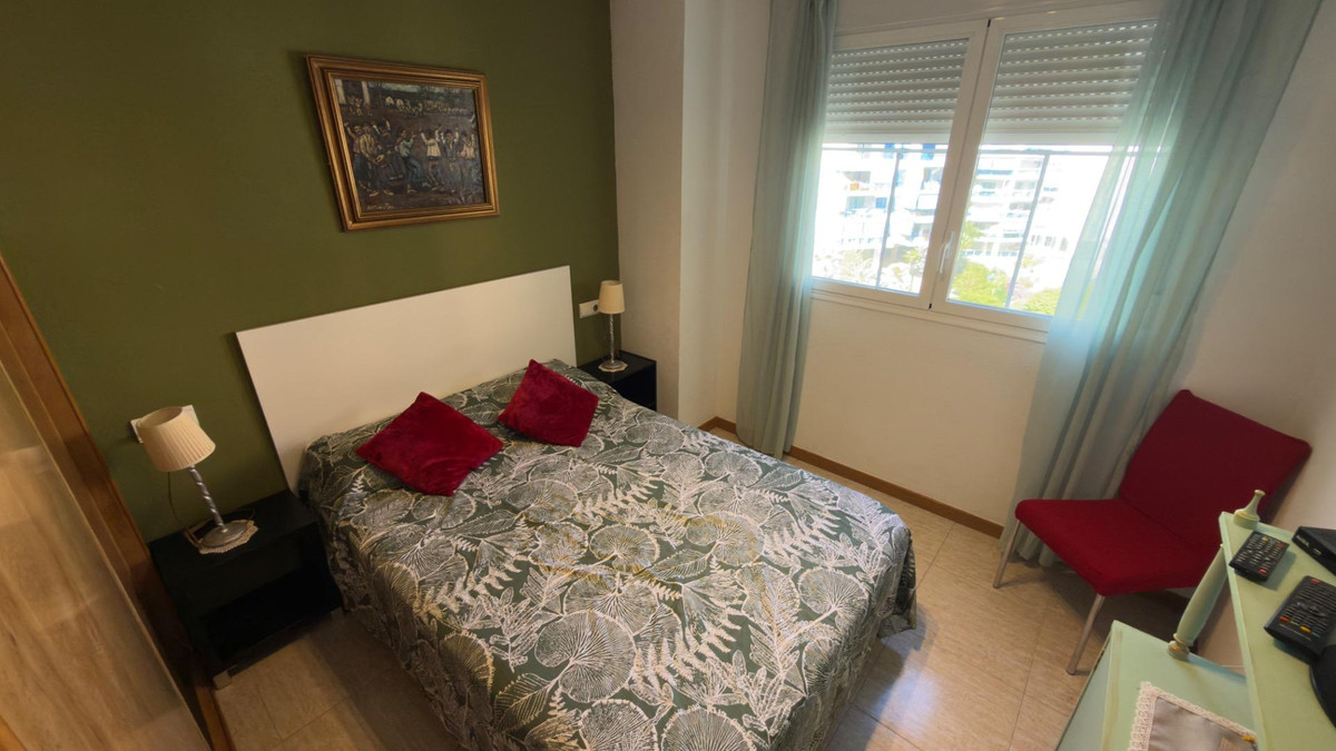 1-Bedroom Middle Floor Apartment in  Villajoyosa | Sunny ... - Image 9