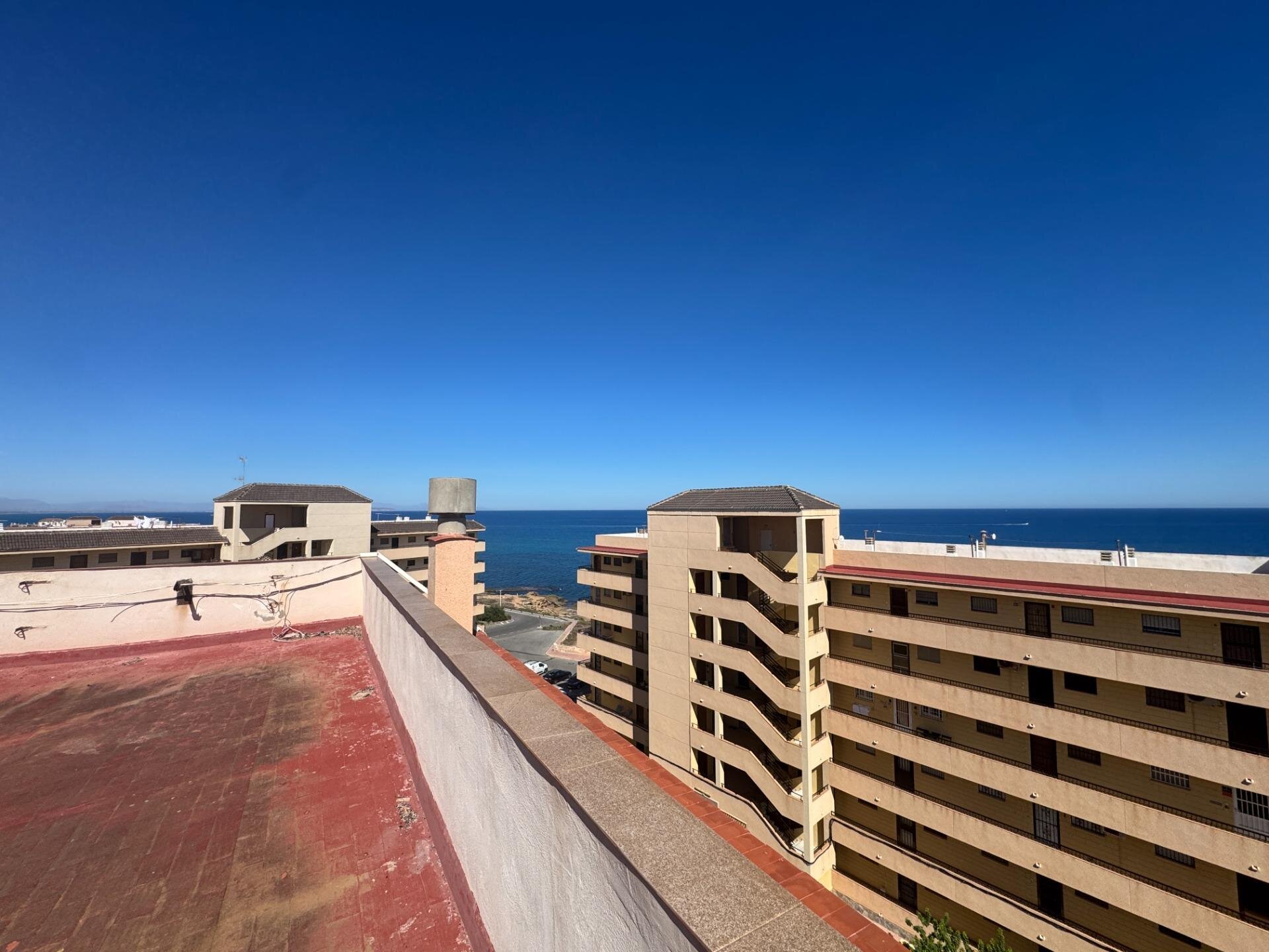 2-Bedroom Apartment in Cabo Cervera, Torrevieja - Image 13