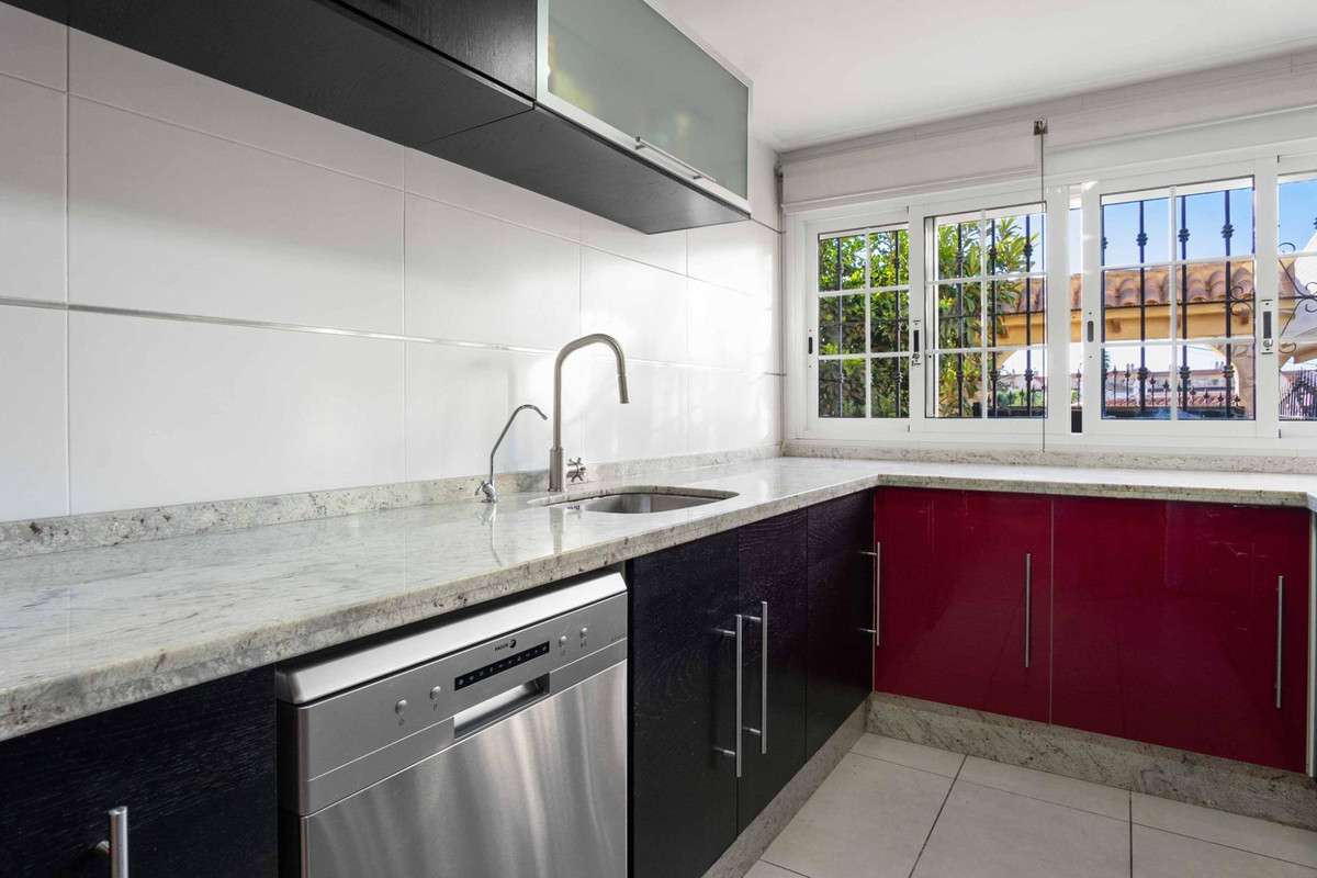 5-Bedroom Detached House in La Florida, Orihuela Costa | ... - Image 9