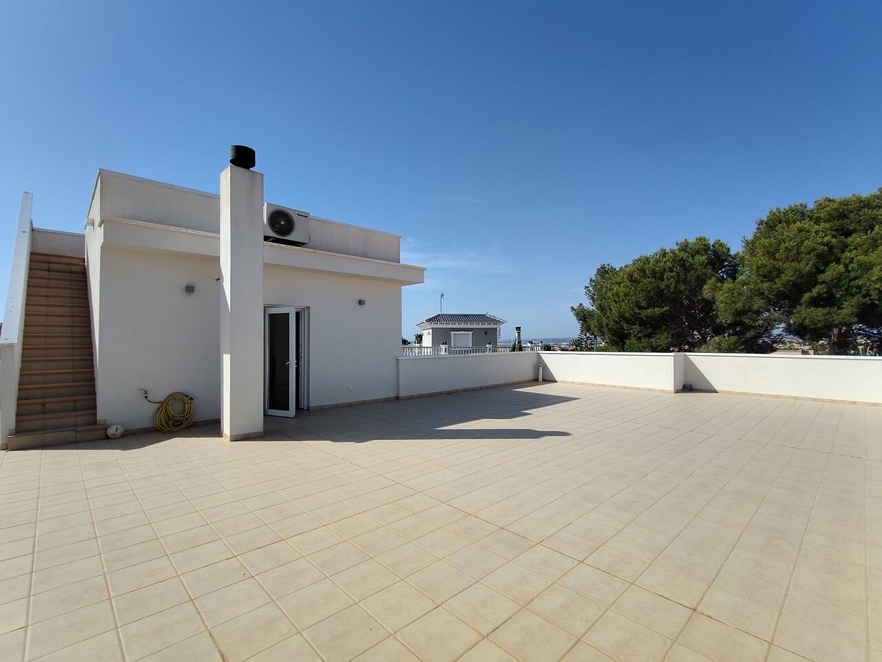 Villa met 4 Slaapkamers in Rojales - Image 31