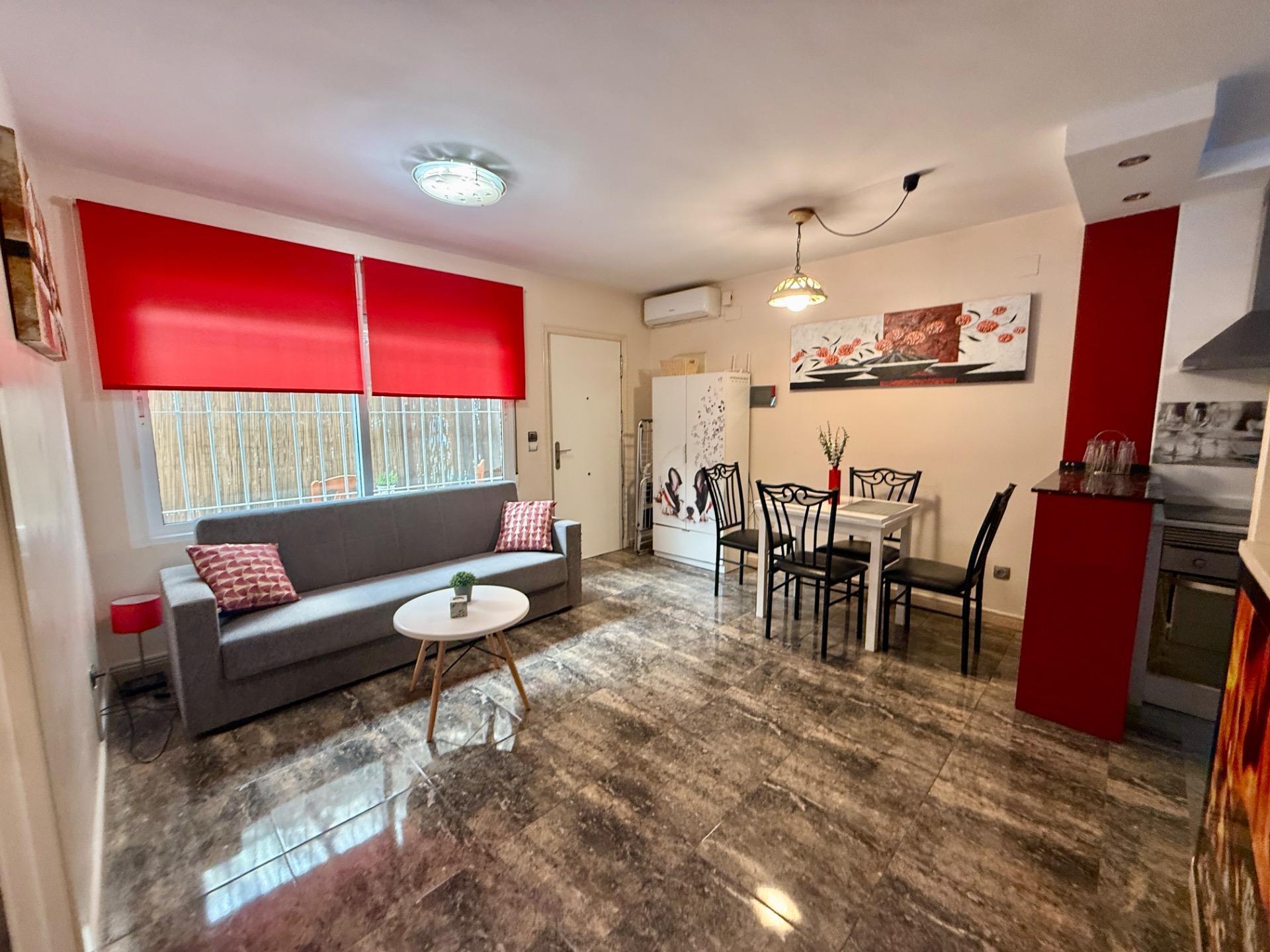 3-Bedroom House in Carrefour, Torrevieja - Image 1