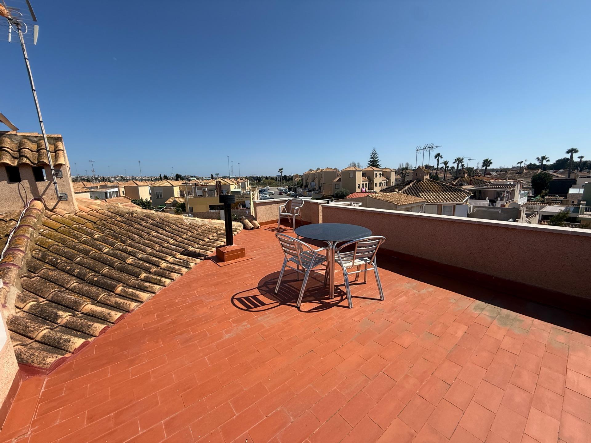 3-Bedroom House in Carrefour, Torrevieja - Image 33