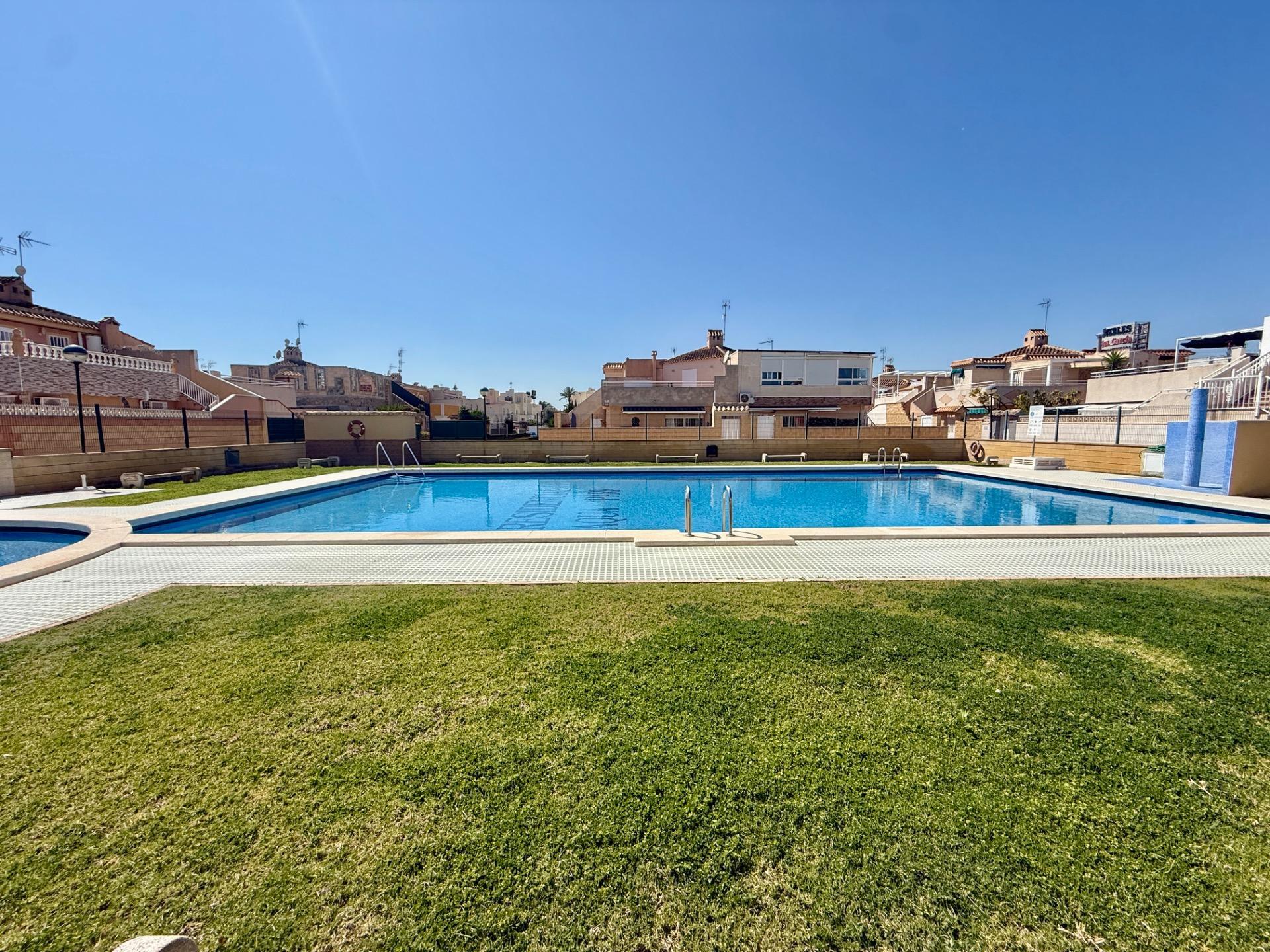 3-Bedroom House in Carrefour, Torrevieja - Image 35