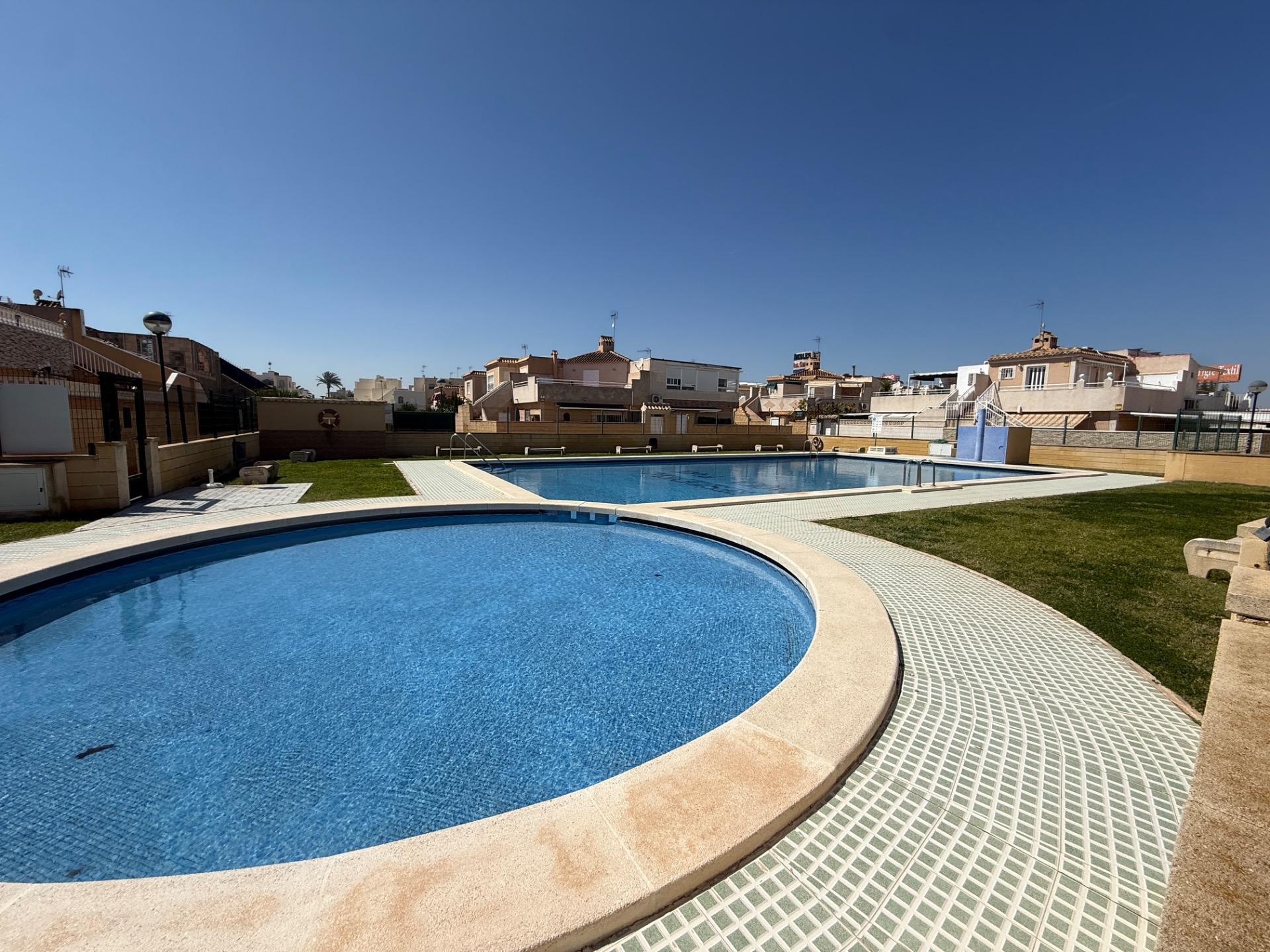 3-Bedroom House in Carrefour, Torrevieja - Image 39