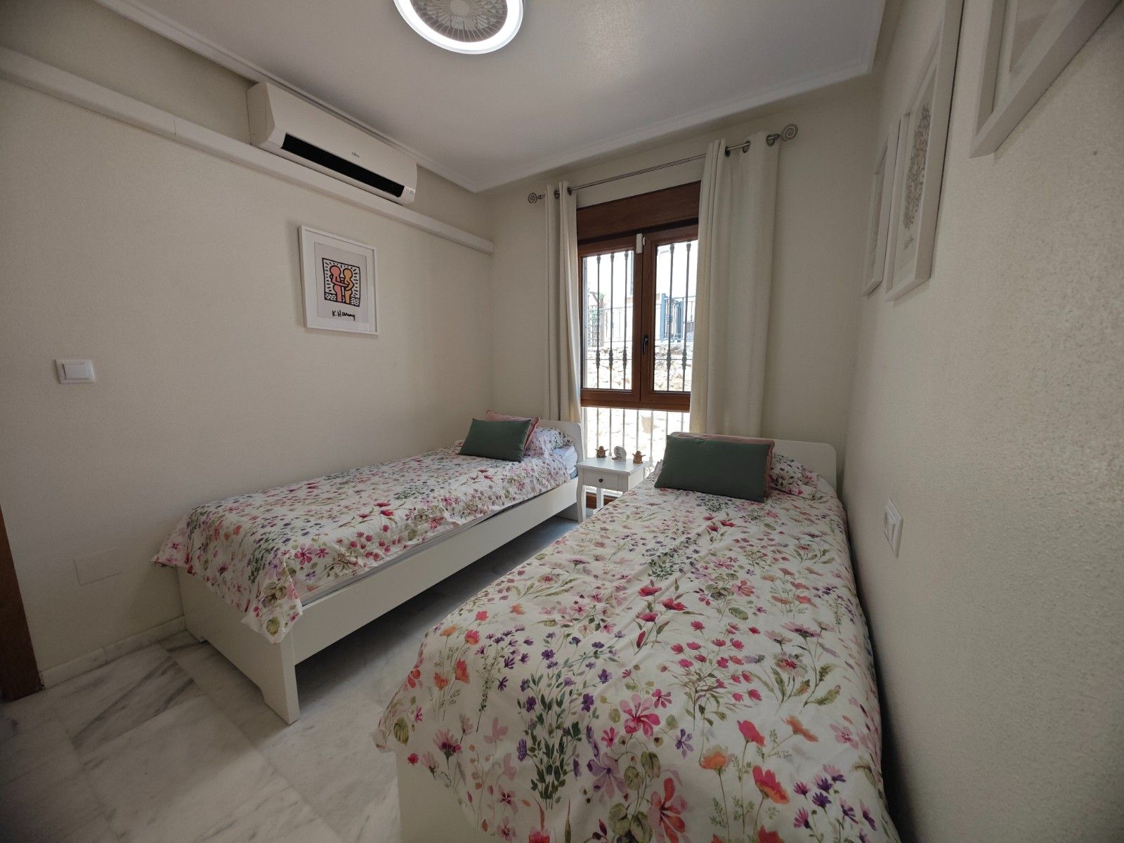 2-Bedroom Apartment in Comunidad Valenciana, Algorfa - Image 28