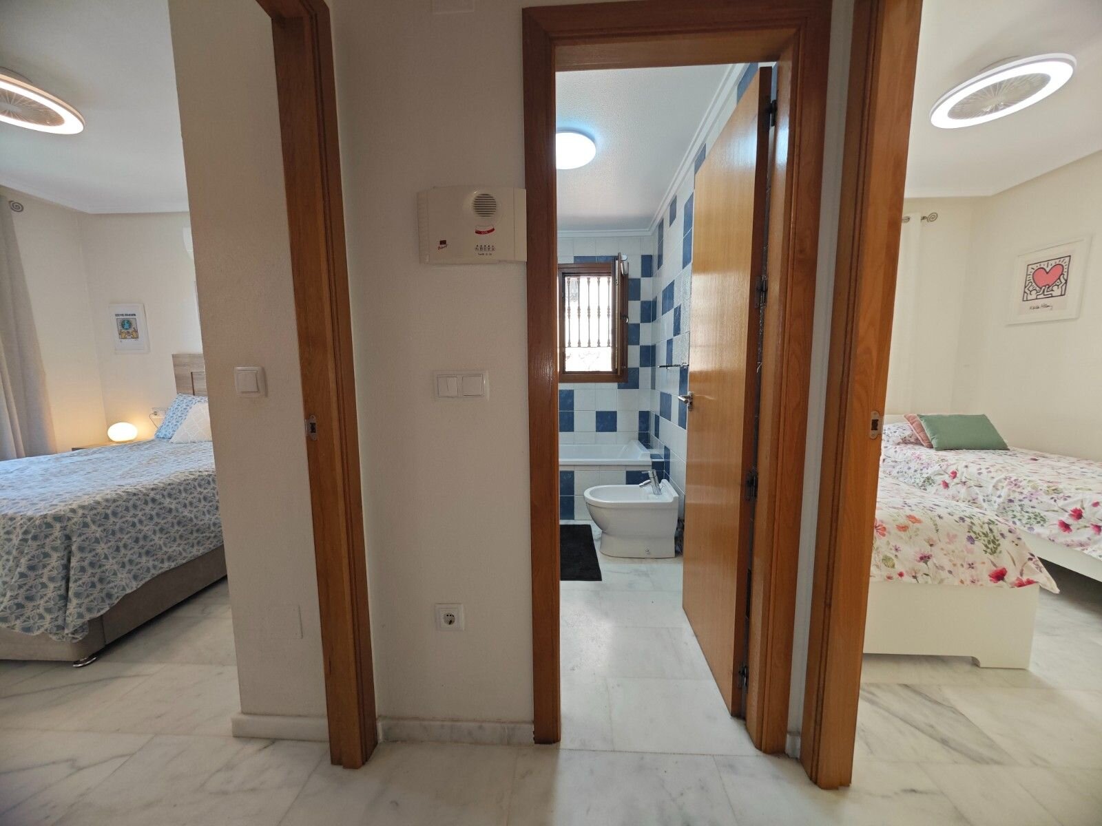 2-Bedroom Apartment in Comunidad Valenciana, Algorfa - Image 33
