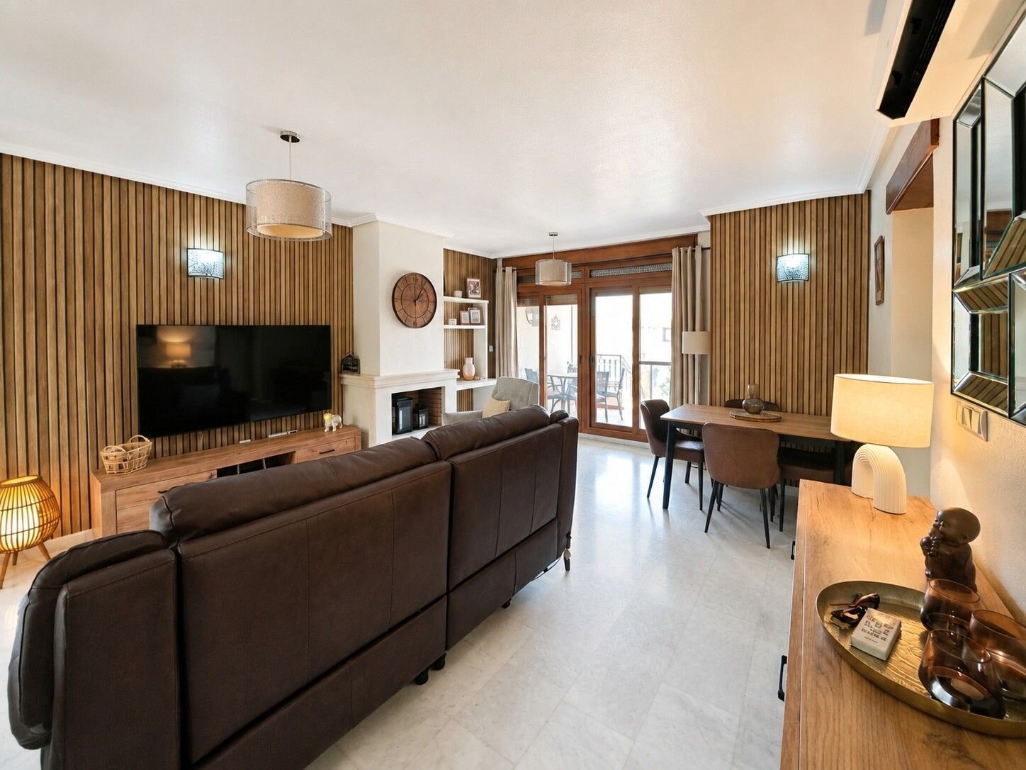 2-Bedroom Apartment in Comunidad Valenciana, Algorfa - Image 9
