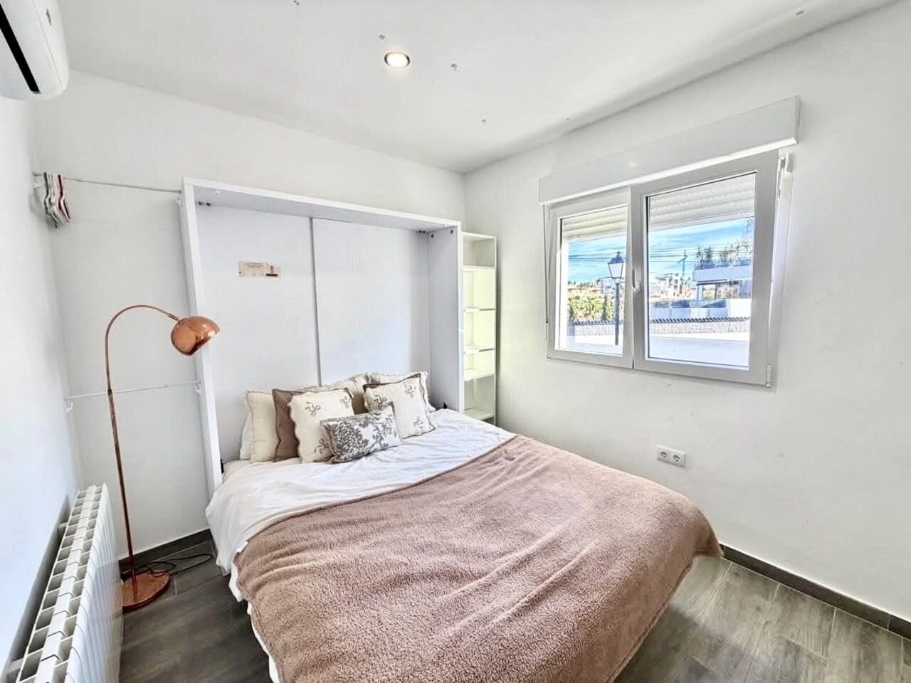 Villa de 6 Chambres à Villamartín-las Filipinas, Orihuela Costa - Image 23