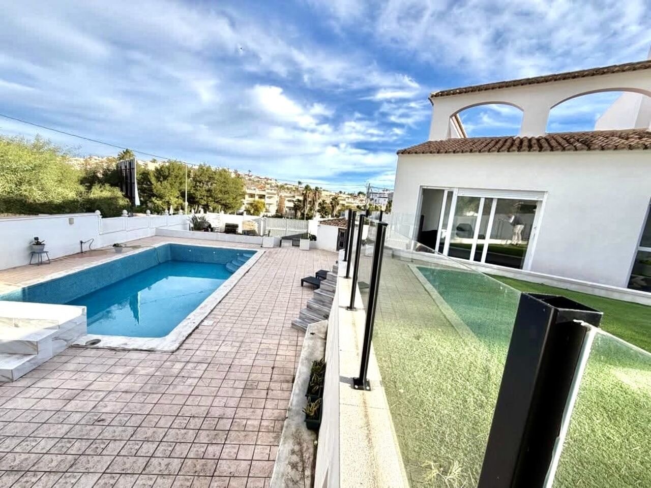 Villa de 6 Chambres à Villamartín-las Filipinas, Orihuela Costa - Image 32