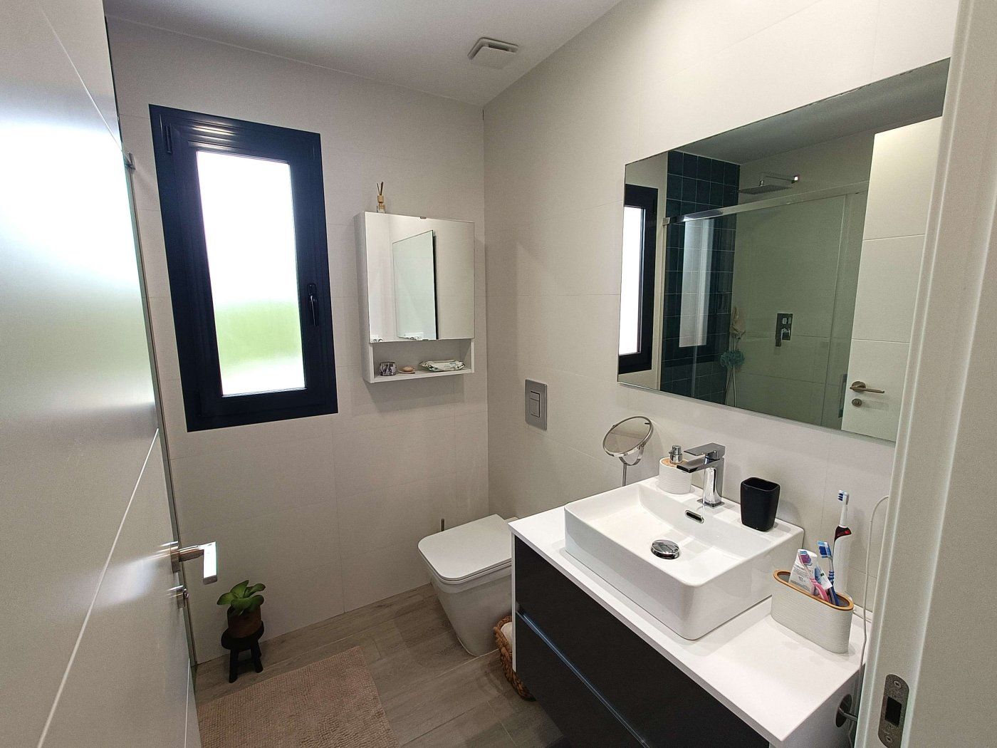 3-Bedroom Apartment in Bellavista, San Miguel de Salinas - Image 14
