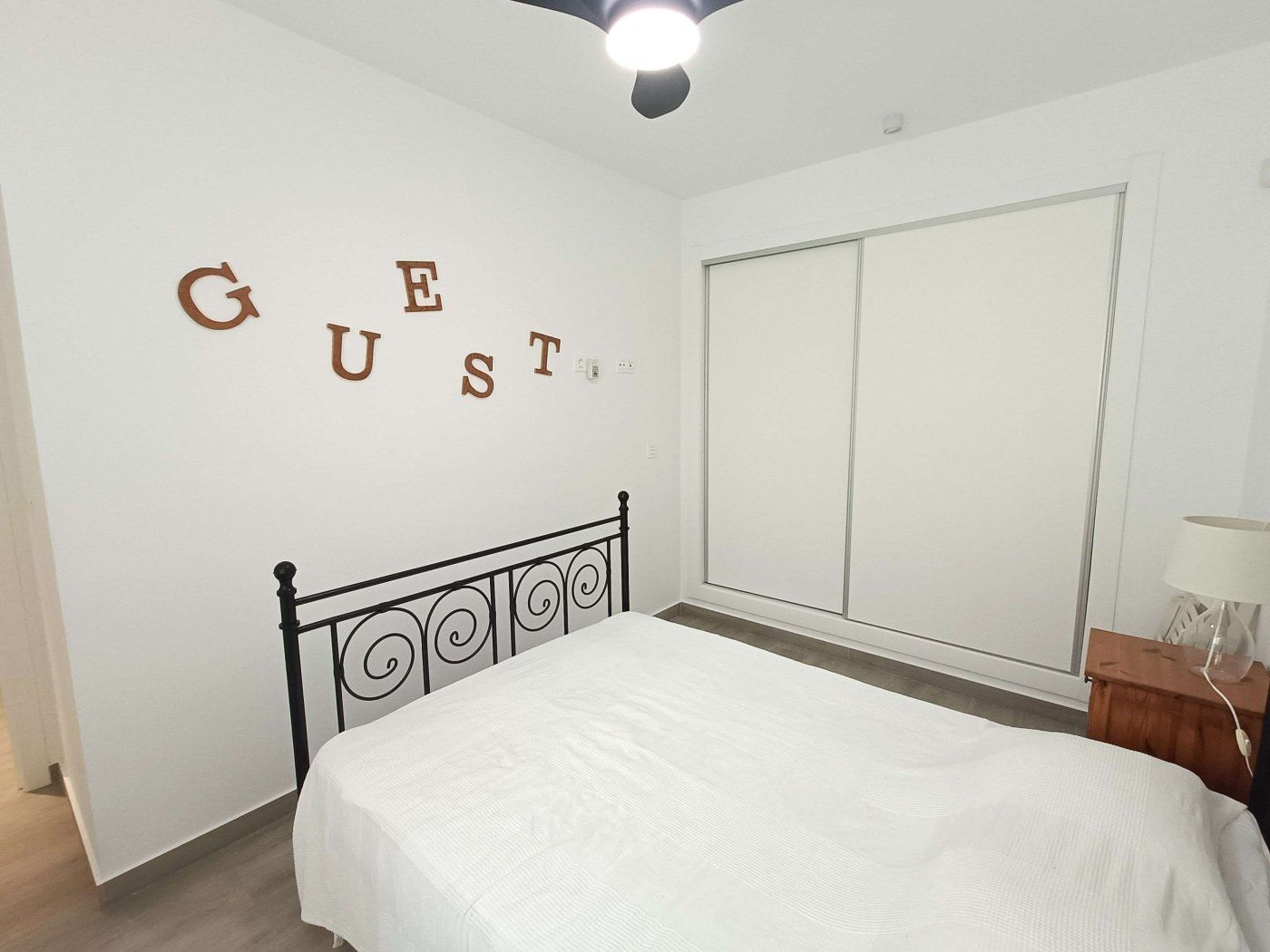 3-Bedroom Apartment in Bellavista, San Miguel de Salinas - Image 18