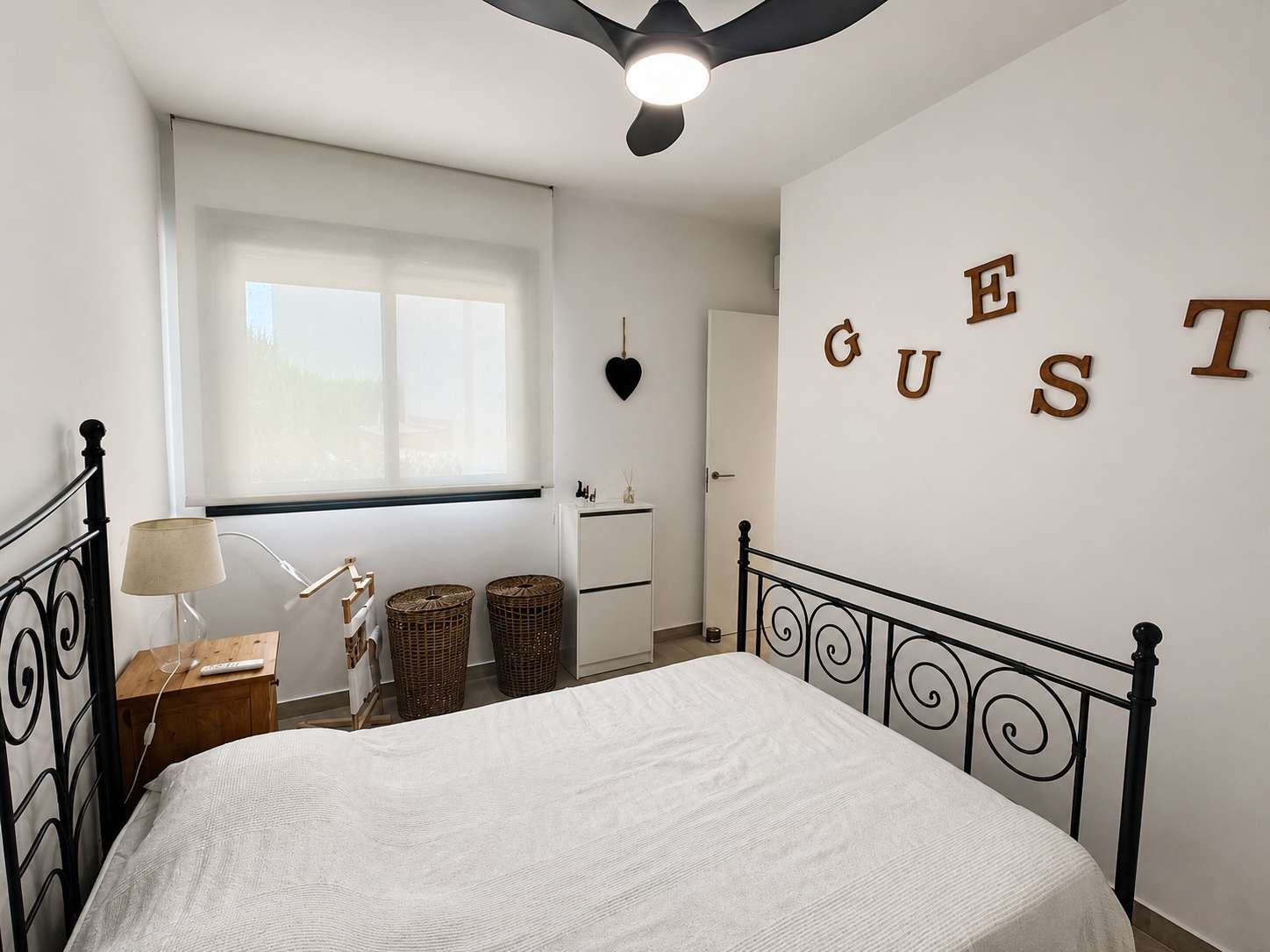3-Bedroom Apartment in Bellavista, San Miguel de Salinas - Image 19