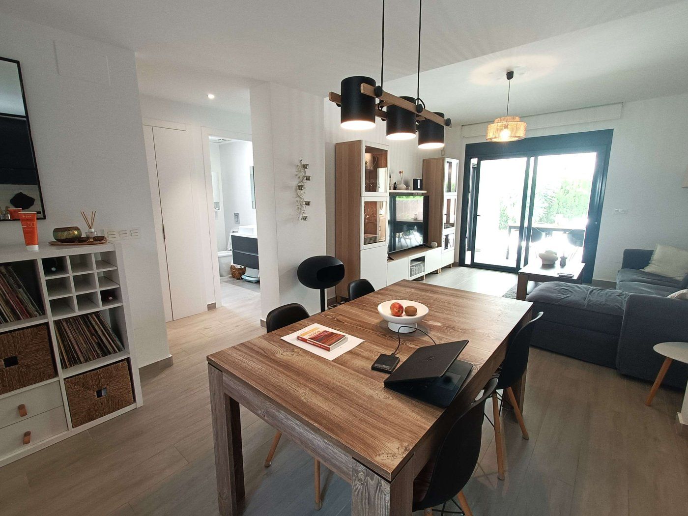 3-Bedroom Apartment in Bellavista, San Miguel de Salinas - Image 9