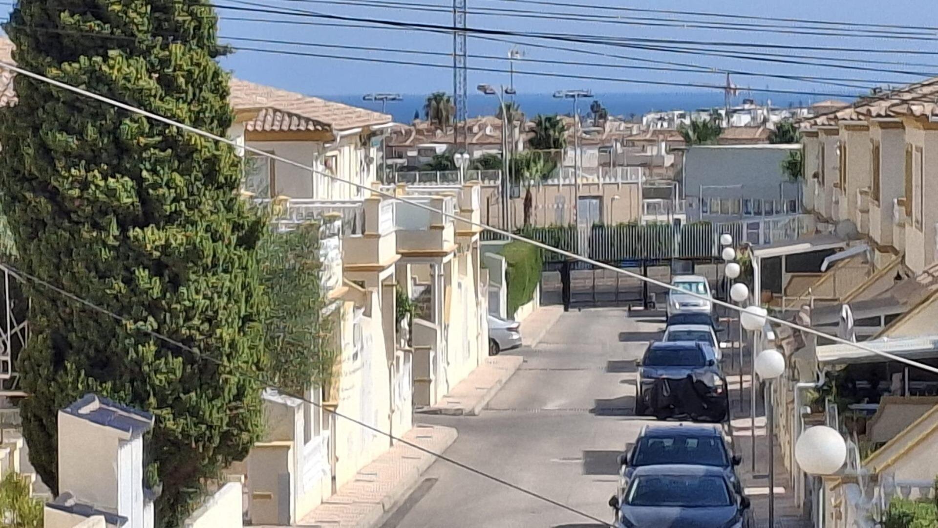 3-Bedroom House in La Chismosa, Orihuela Costa - Image 4