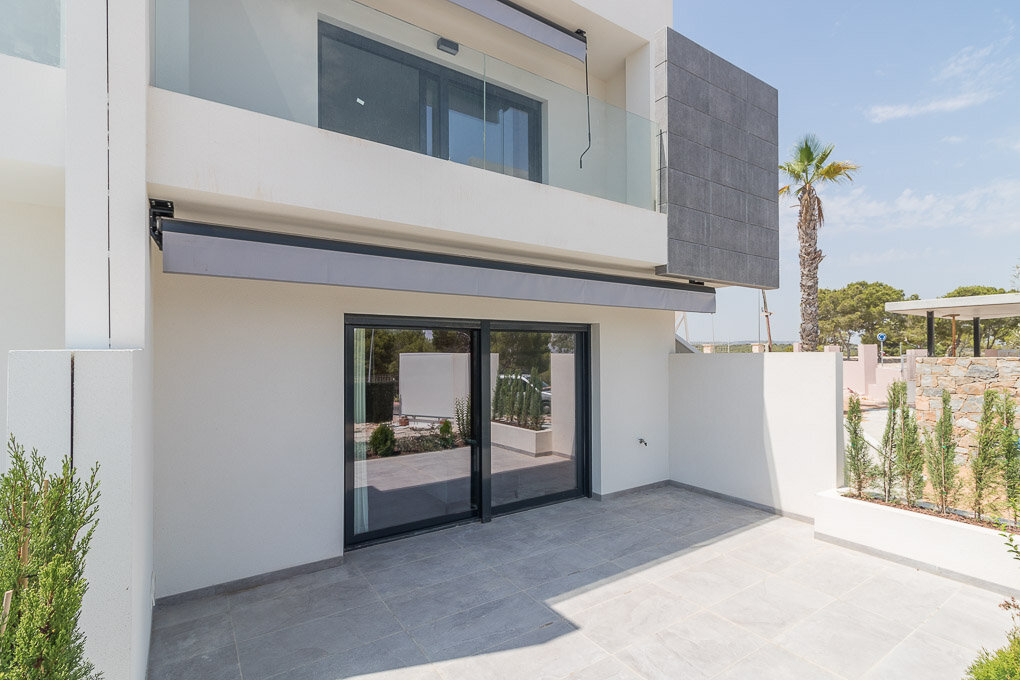 Bungalow met 3 Slaapkamers in Torrevieja - Image 19
