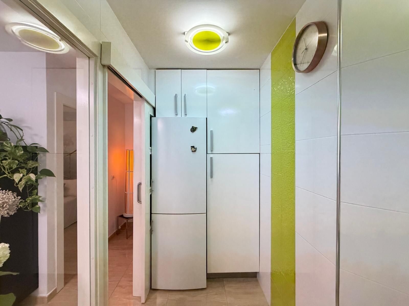 2-Bedroom Apartment in Paseo Maritimo, Torrevieja - Image 33