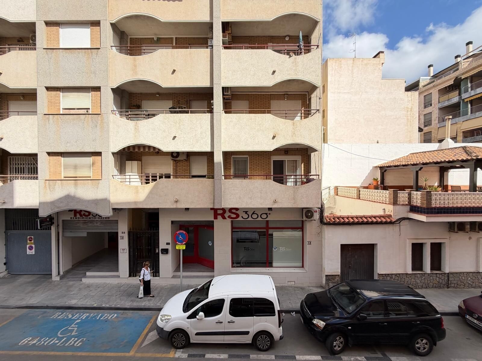 2-Bedroom Apartment in Paseo Maritimo, Torrevieja - Image 47