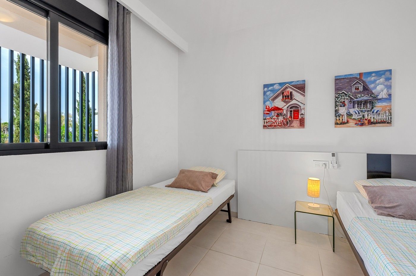 2-Bedroom Apartment in Lomas de Cabo Roig, Orihuela Costa - Image 18