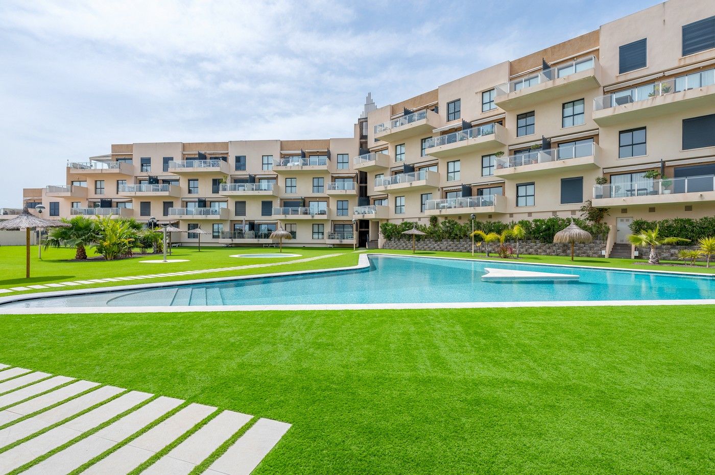2-Bedroom Apartment in Lomas de Cabo Roig, Orihuela Costa - Image 25