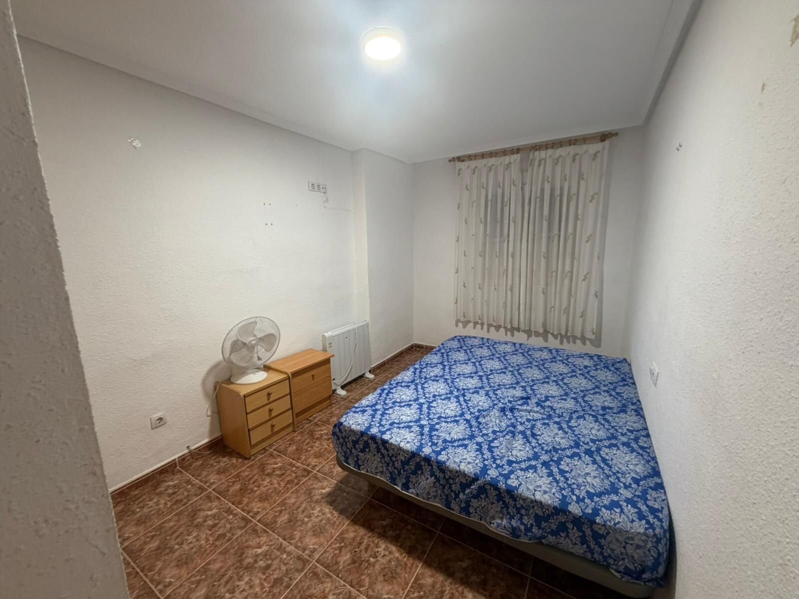 2-Bedroom Apartment in Punta Prima, Torrevieja - Image 9