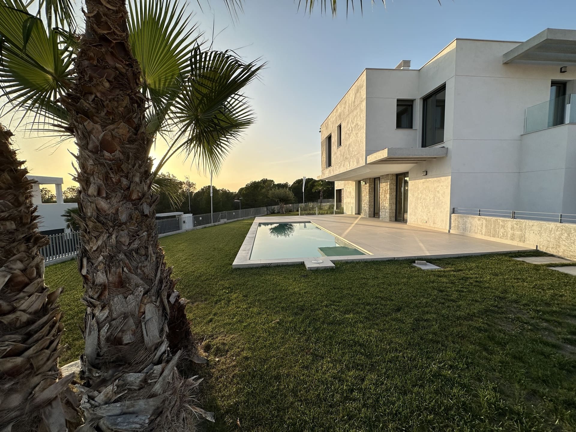 4-Bedroom Semi-Detached House in Finestrat - Image 24
