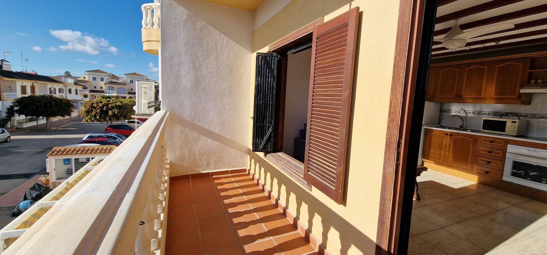 1-Bedroom Apartment in Punta Prima, Orihuela Costa - Image 4