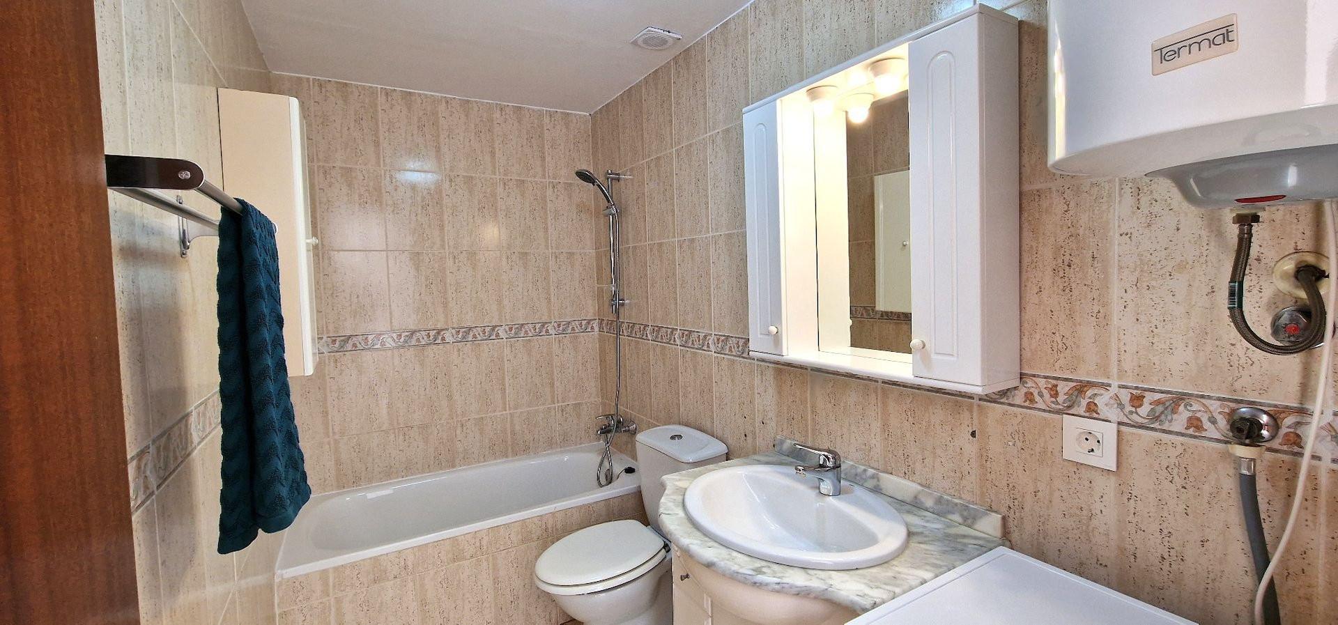 1-Bedroom Apartment in Punta Prima, Orihuela Costa - Image 9