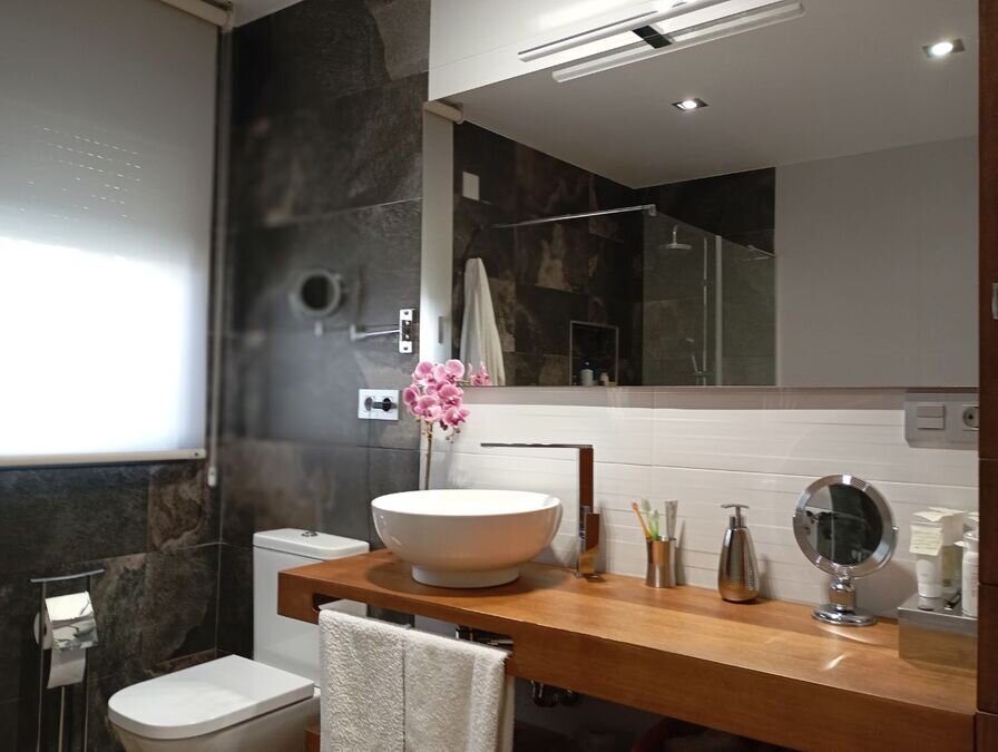 3-Bedroom Villa in Comunidad Valenciana, Almoradi - Image 3