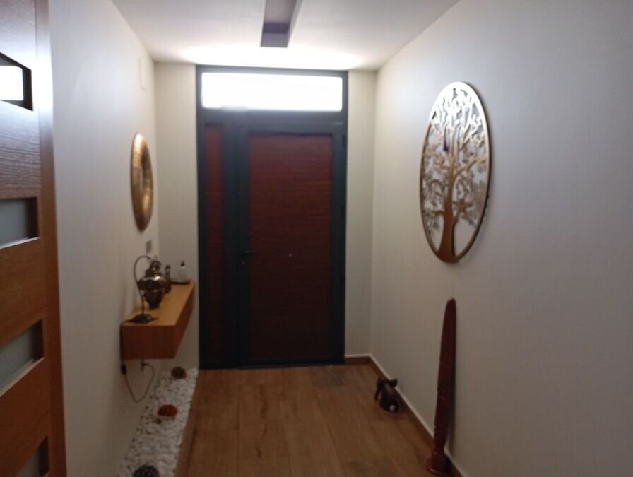 3-Bedroom Villa in Comunidad Valenciana, Almoradi - Image 9
