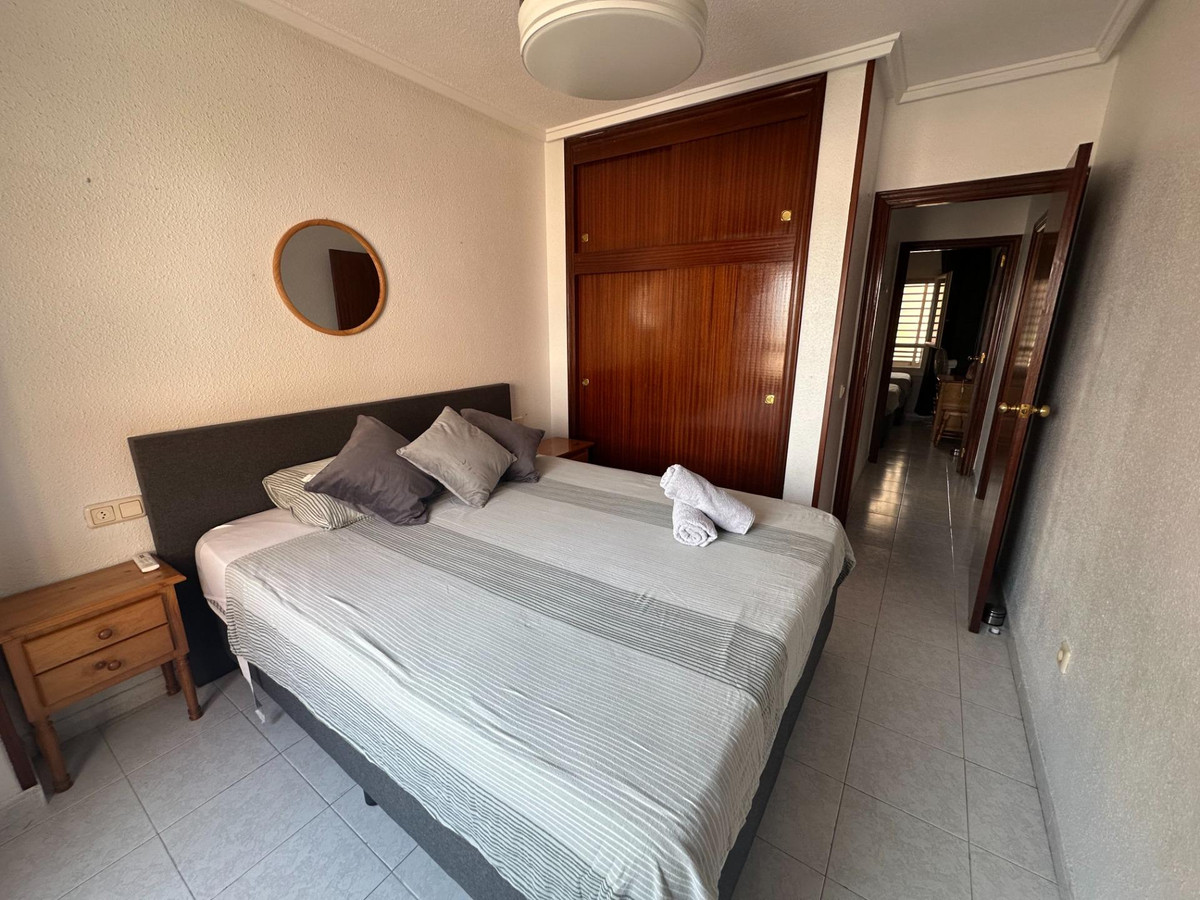 2-Bedroom Middle Floor Apartment in  Torrevieja | Sunny C... - Image 6