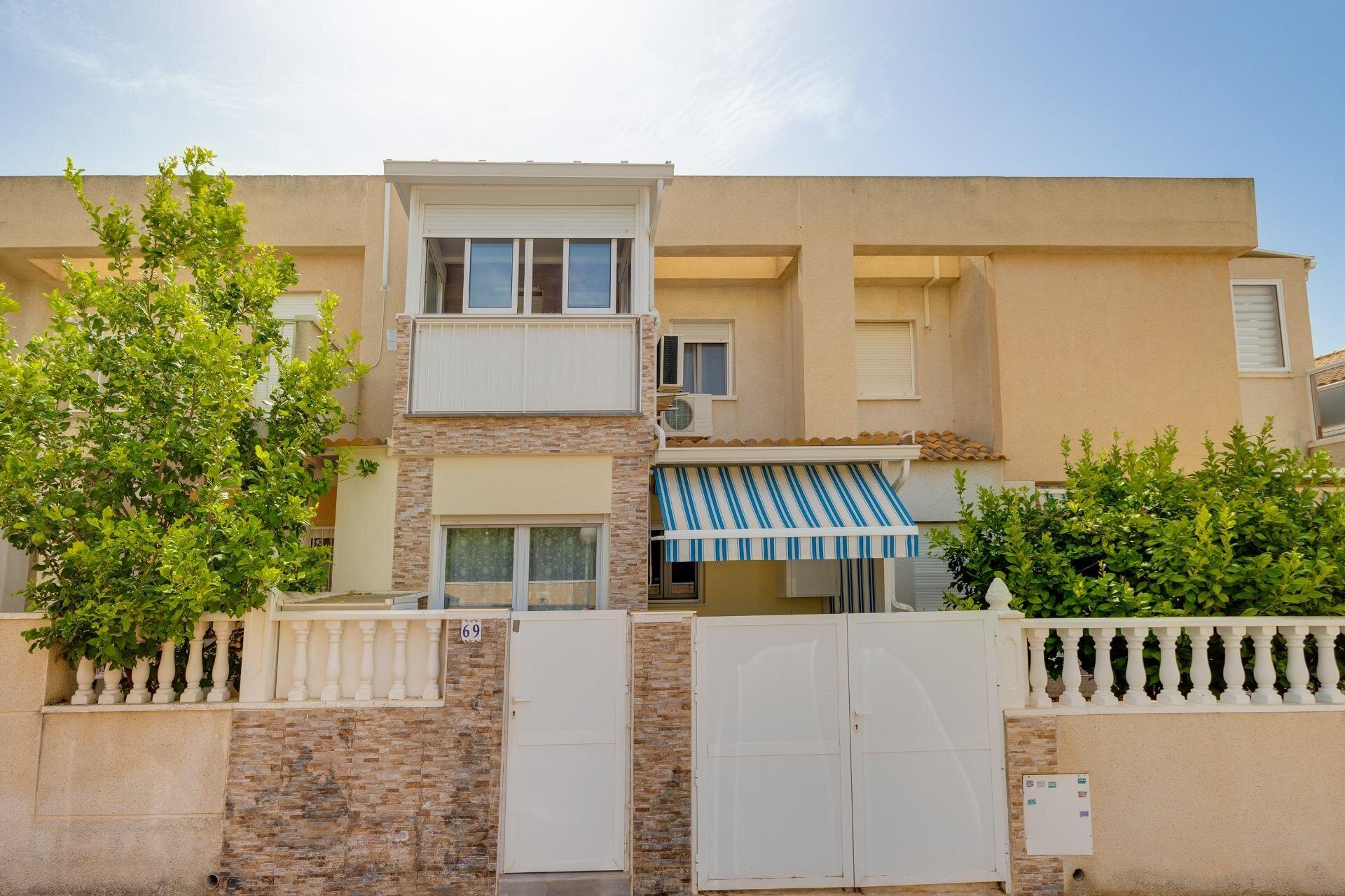 2-Bedroom House in Zona los Frutales, Torrevieja - Image 1