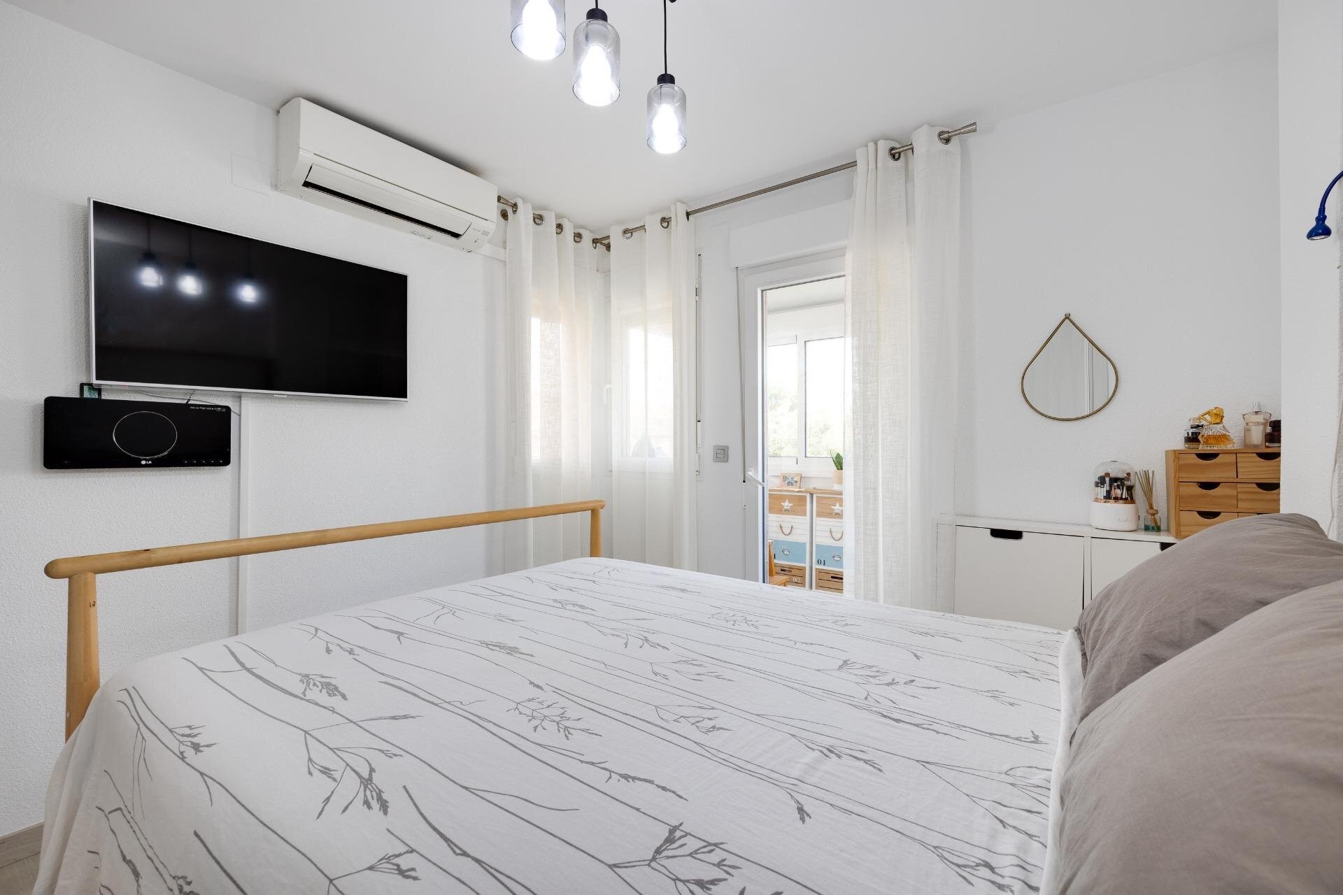 2-Bedroom House in Zona los Frutales, Torrevieja - Image 25