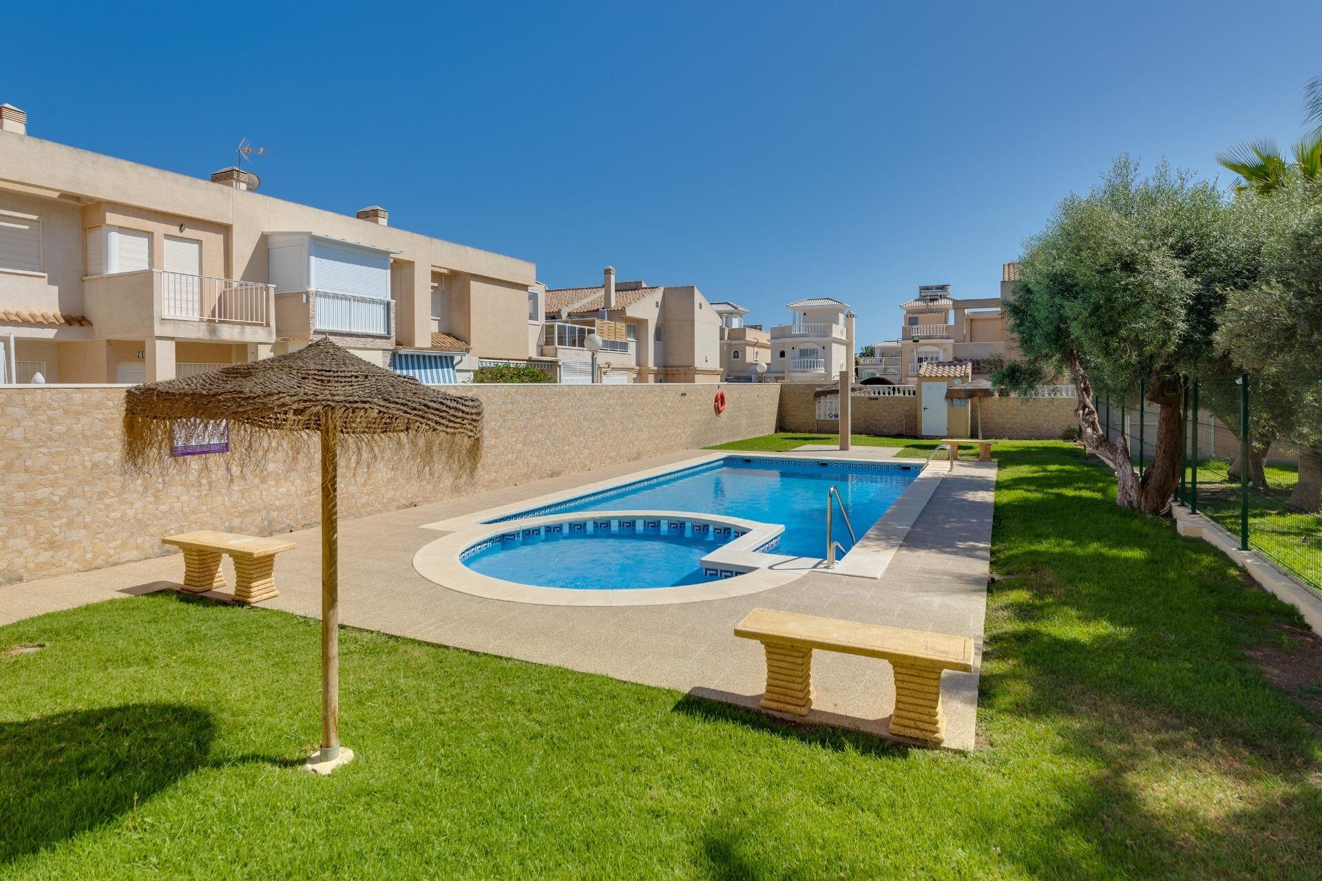 2-Bedroom House in Zona los Frutales, Torrevieja - Image 30