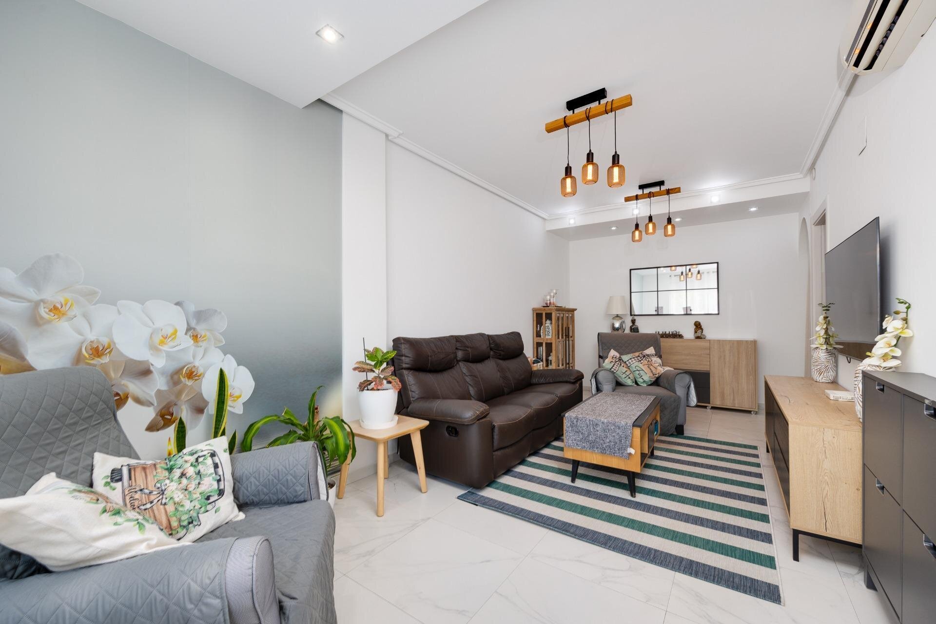 2-Bedroom House in Zona los Frutales, Torrevieja - Image 4