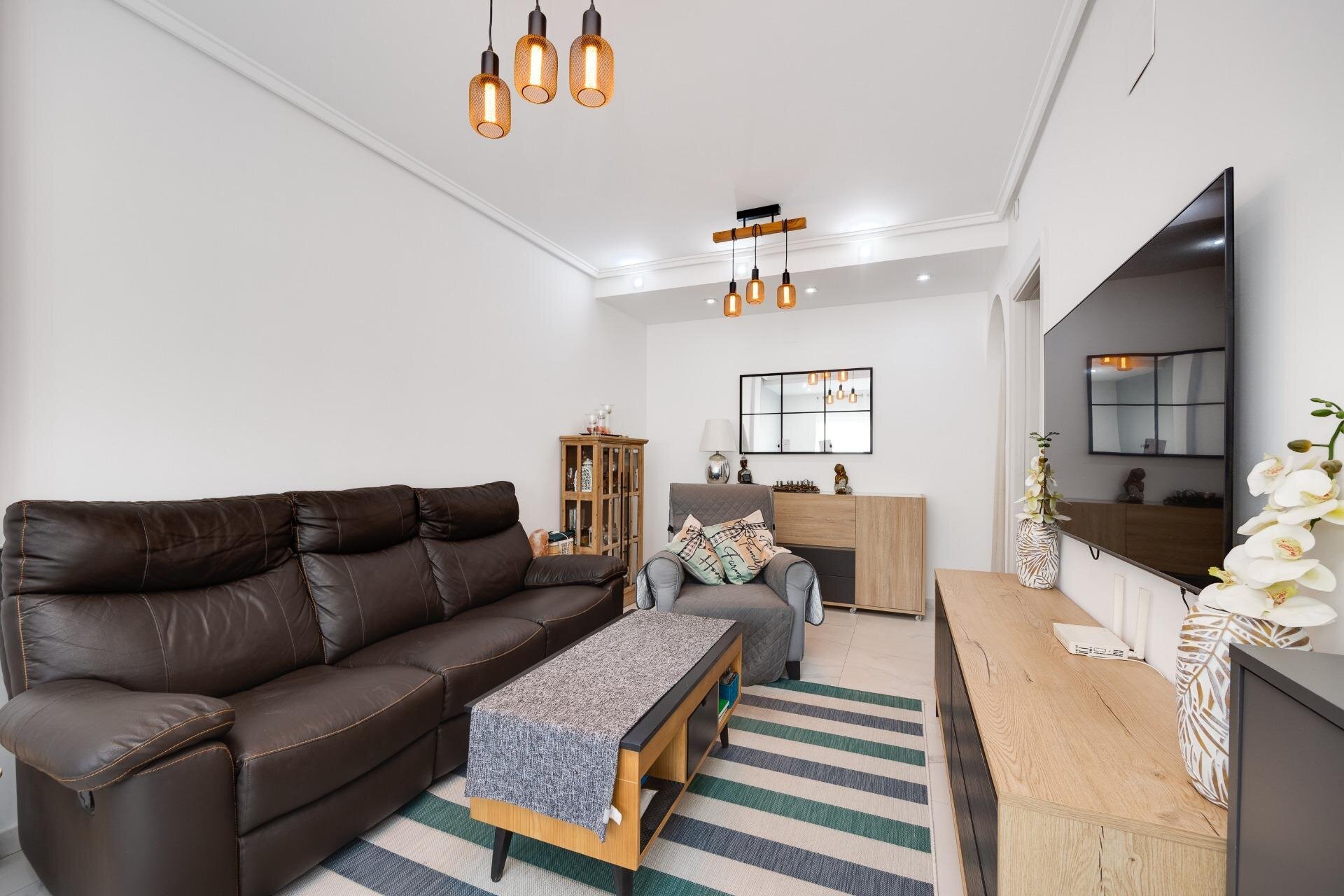 2-Bedroom House in Zona los Frutales, Torrevieja - Image 7