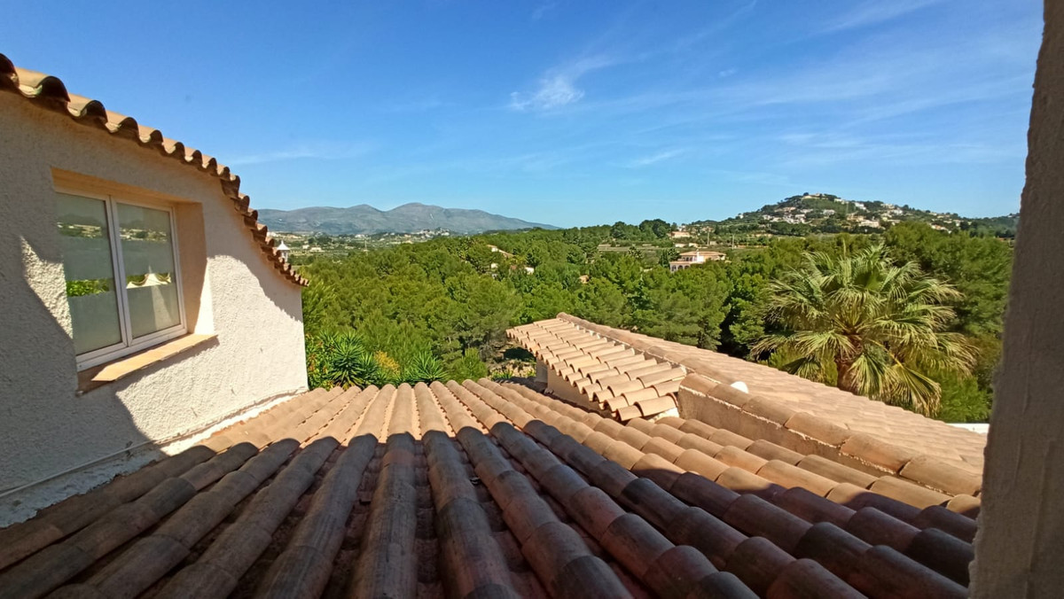 5-Bedroom Detached House in  Calpe | Sunny Casas - Costa ... - Image 9