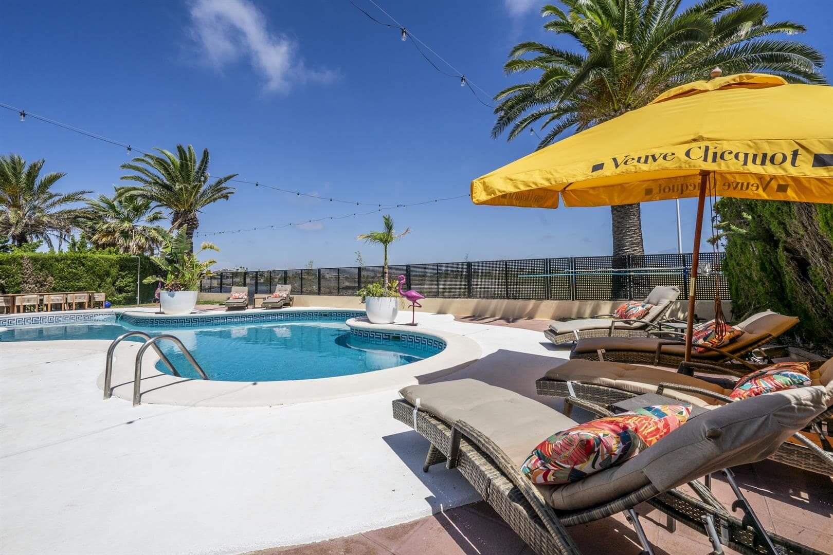 6-Bedroom Villa in La Manga del Mar Menor - Image 1