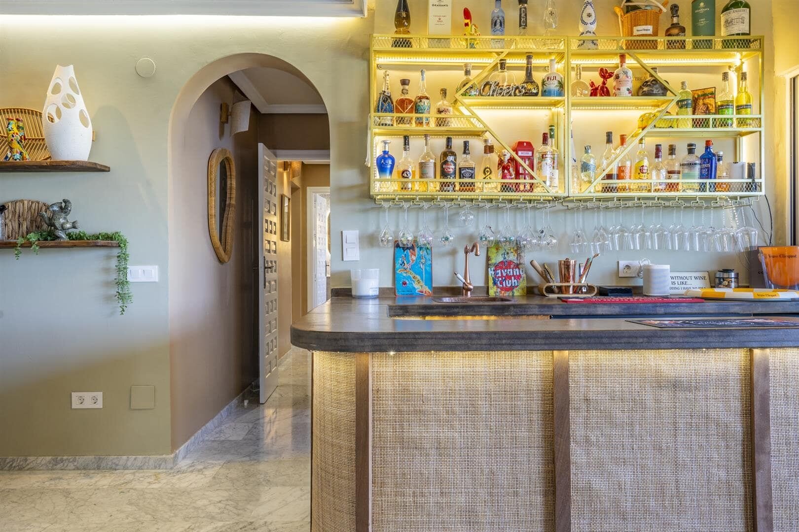 6-Bedroom Villa in La Manga del Mar Menor - Image 12