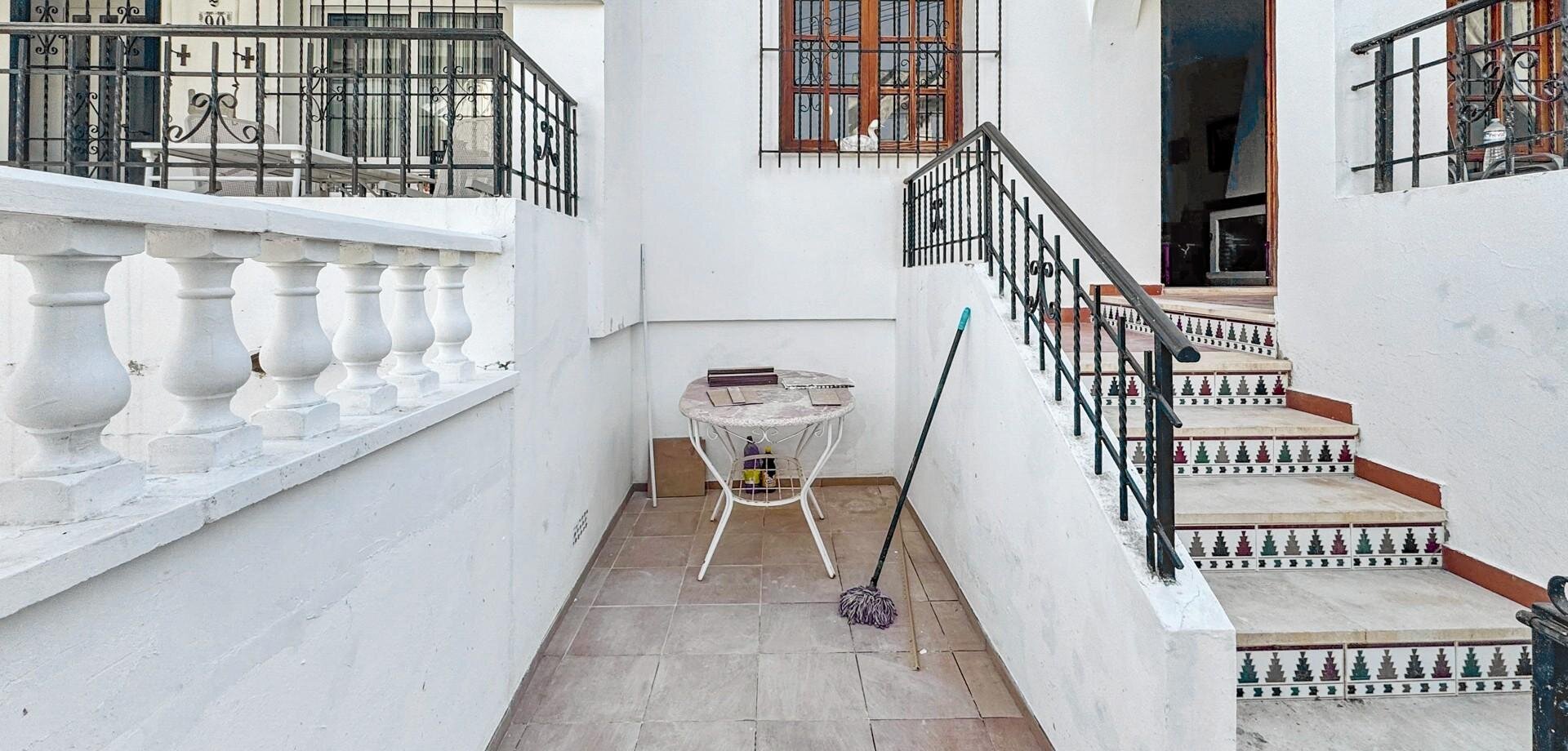 Bungalow z 2 Sypialniami w Torreblanca, Torrevieja - Image 29