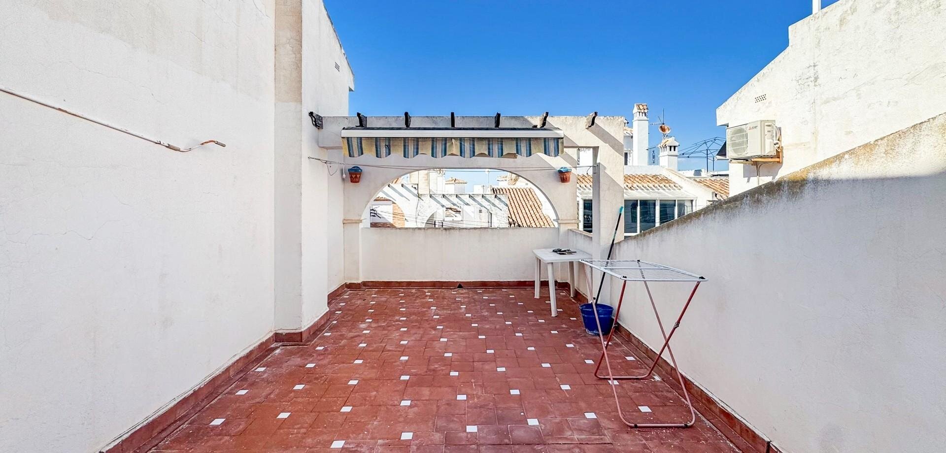 Bungalow z 2 Sypialniami w Torreblanca, Torrevieja - Image 30