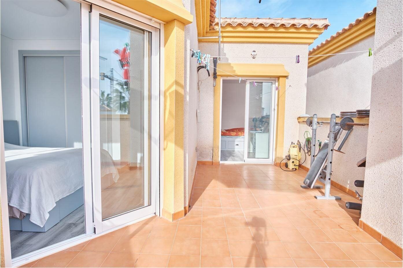 Villa met 3 Slaapkamers in Costa Blanca Sur, Los Montesinos - Image 9