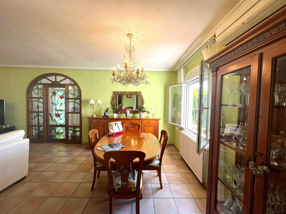 3-Bedroom Bungalow in Ciudad Quesada, Rojales | Sunny Cas... - Image 10