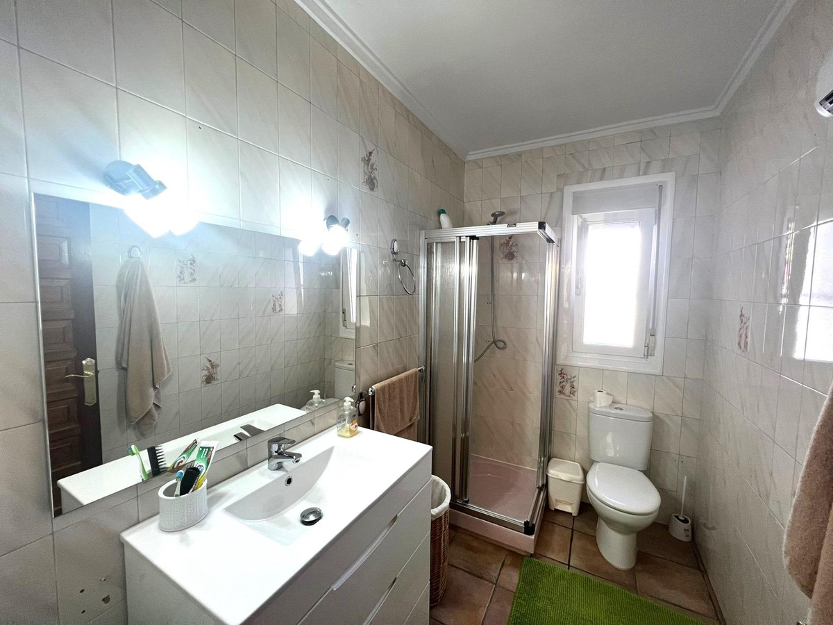 3-Bedroom Bungalow in Ciudad Quesada, Rojales | Sunny Cas... - Image 6