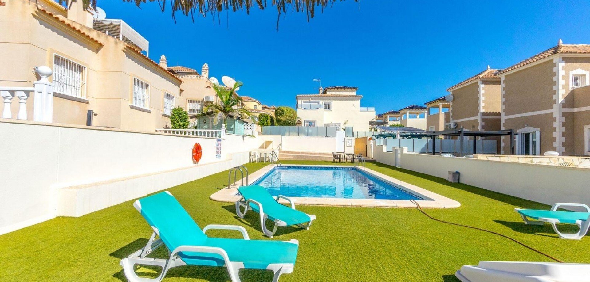 3-Bedroom Villa in San Miguel de Salinas - Image 19