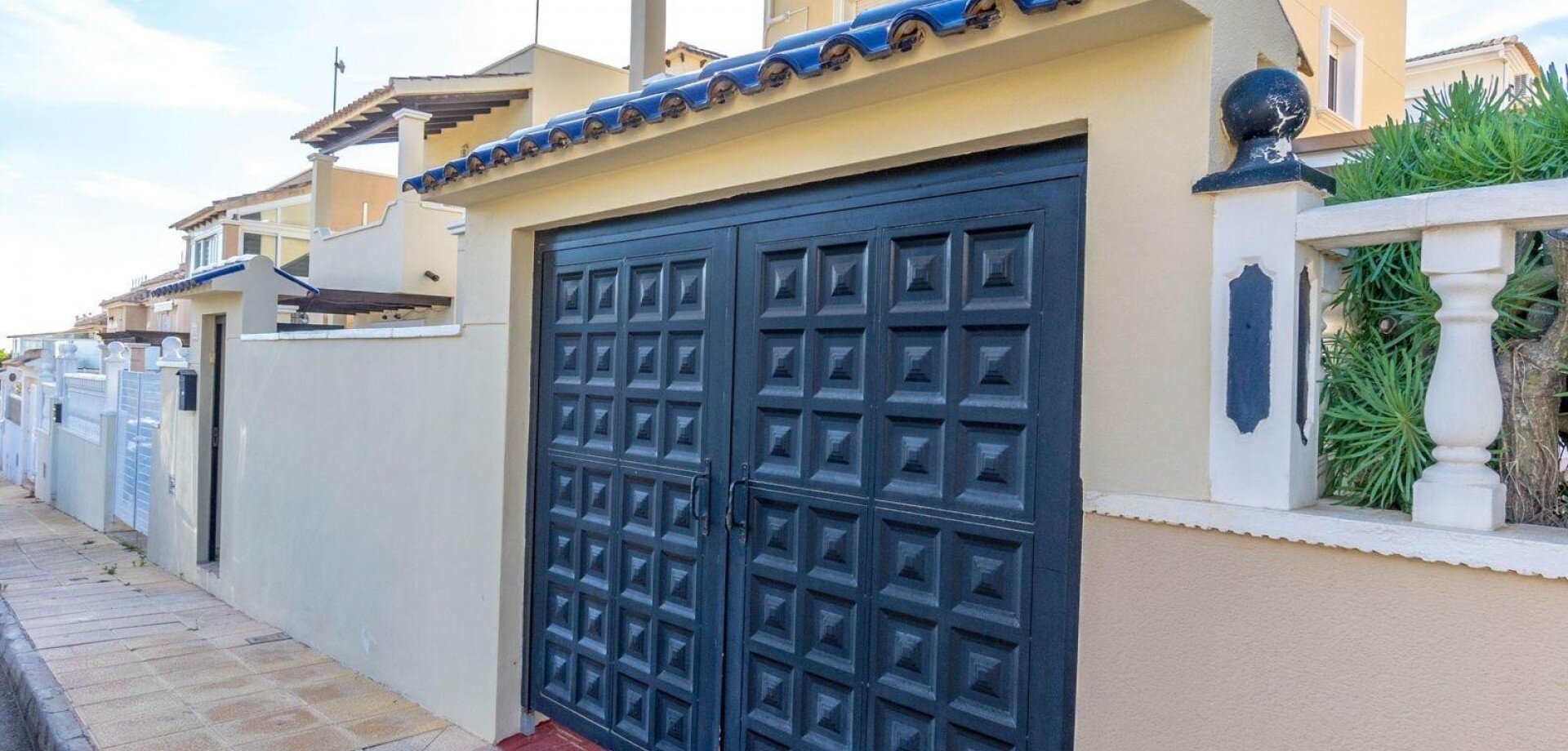 3-Bedroom Villa in San Miguel de Salinas - Image 31