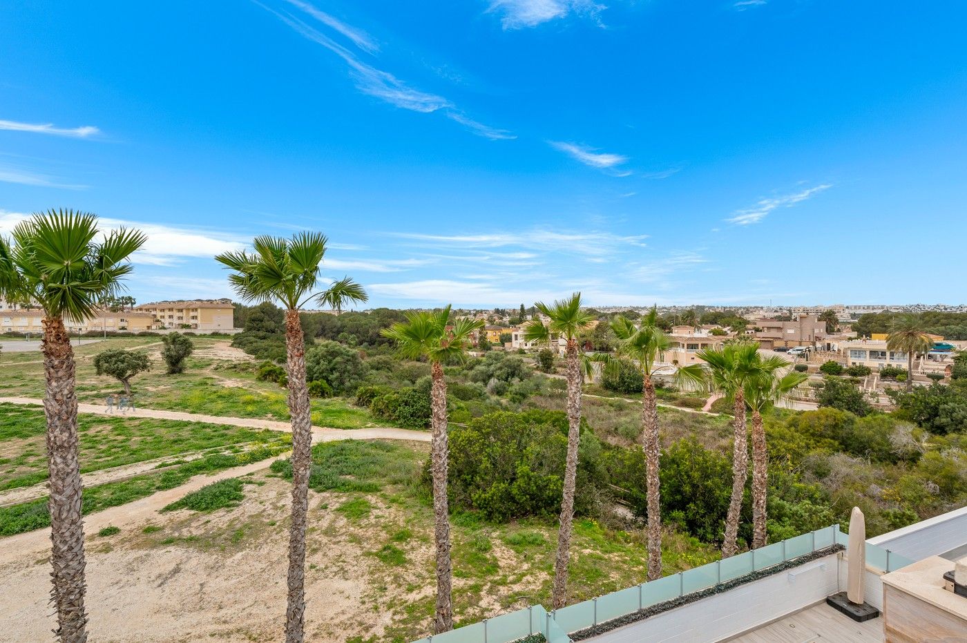 3-Bedroom Villa in Lomas de Cabo Roig, Orihuela Costa - Image 29