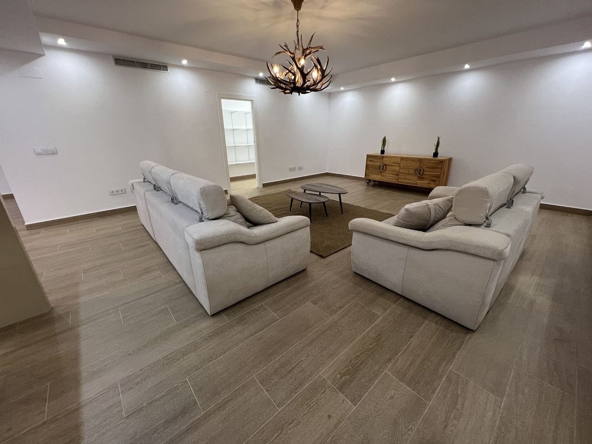 Villa individuelle de 5 Chambres à, San Miguel de Salinas... - Image 19