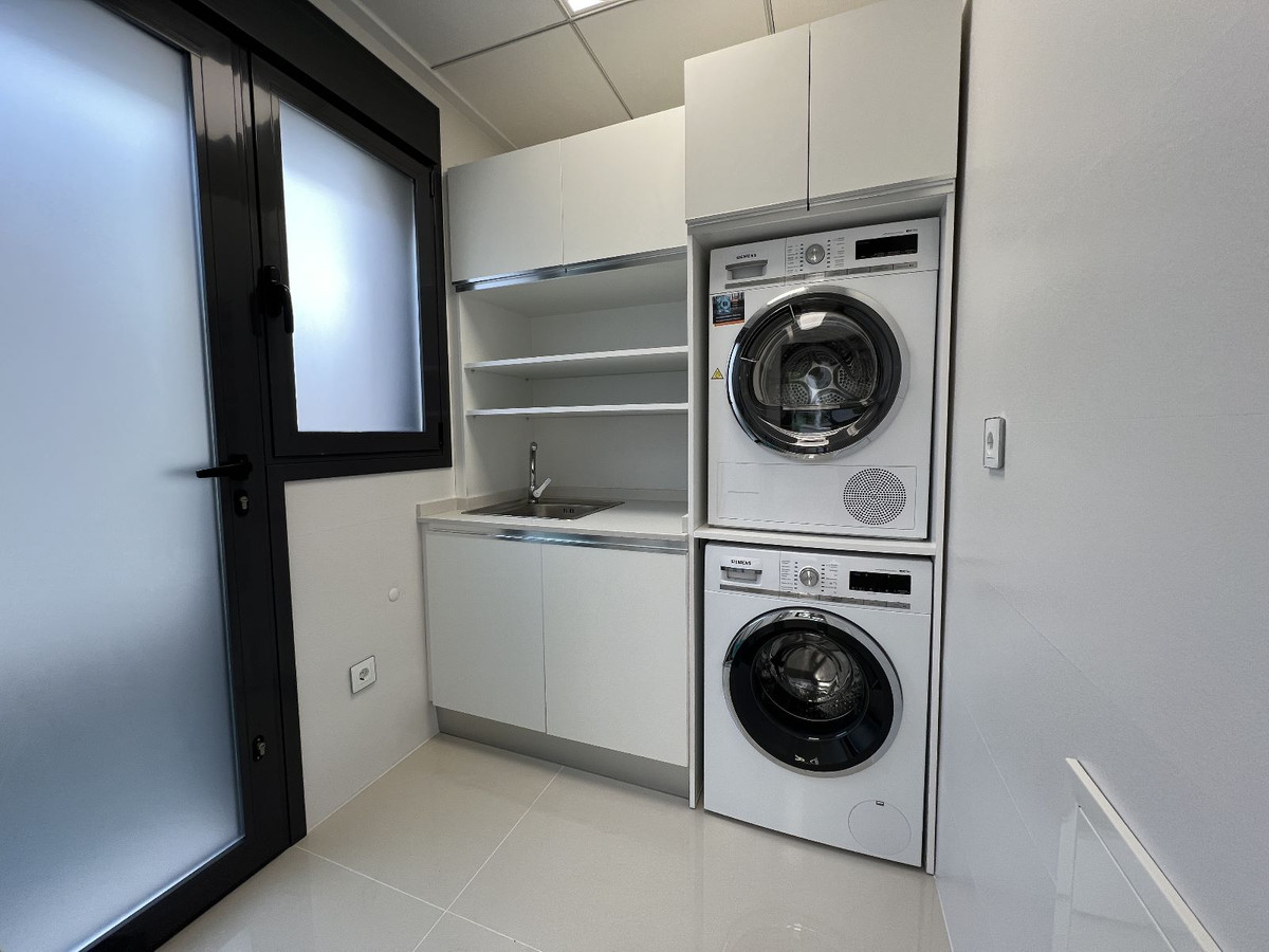 Villa individuelle de 5 Chambres à, San Miguel de Salinas... - Image 5