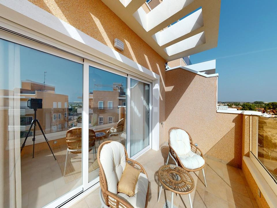 3-Bedroom Penthouse Apartment in  Guardamar del Segura | ... - Image 2