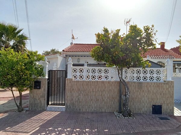 Bungalow de 2 Dormitorios en La Siesta - El Salado - Torreta, Torrevieja